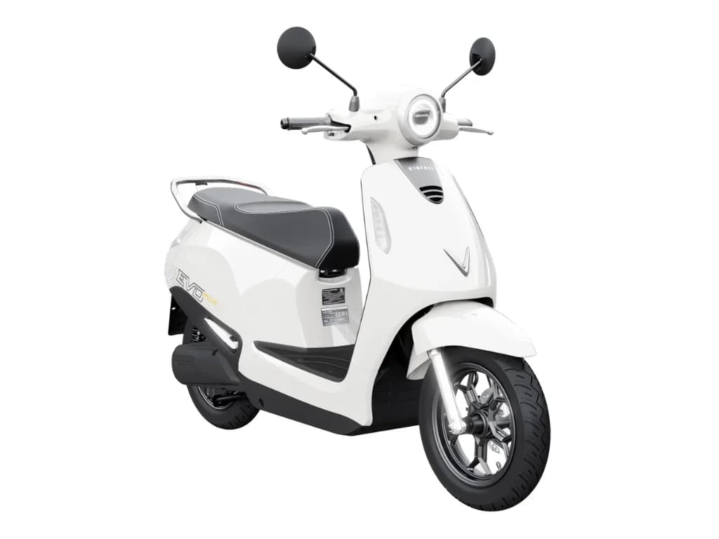 WHITE VINFAST ELECTRIC SCOOTER